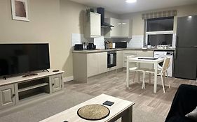 Comfortable & Spacious Apartment